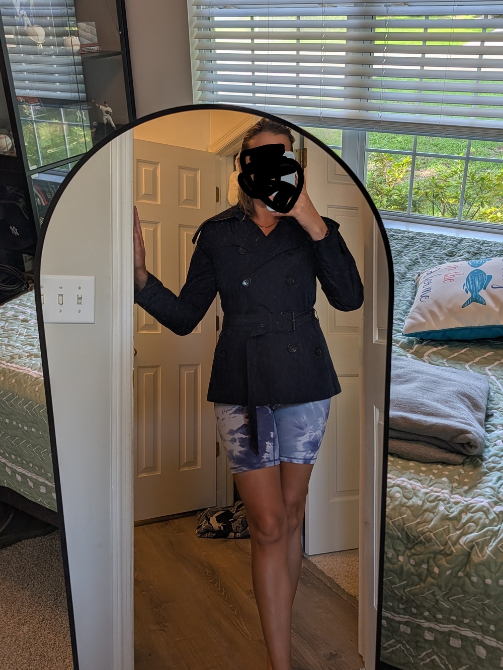 Burberry Brit Navy Double-Breasted Short Trench Coat - Picture 2 of 16